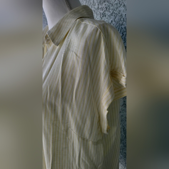 Fortune + Ivy Women's Light Yellow Button-Down Shirt - Picture 5 of 10